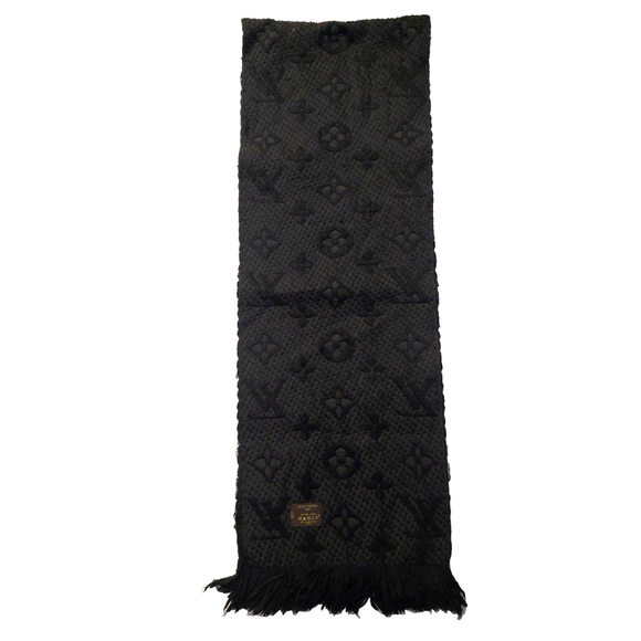 Louis Vuitton LV Monogram Logomania Black-on-Black Scarf Pre-Owned $635 - Picture 4 of 10